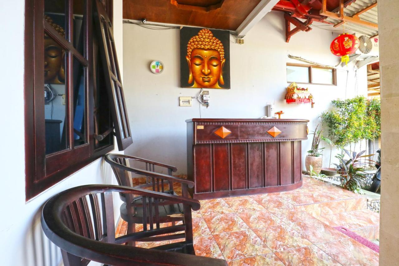 Bangsal Homestay Denpasar Exteriör bild