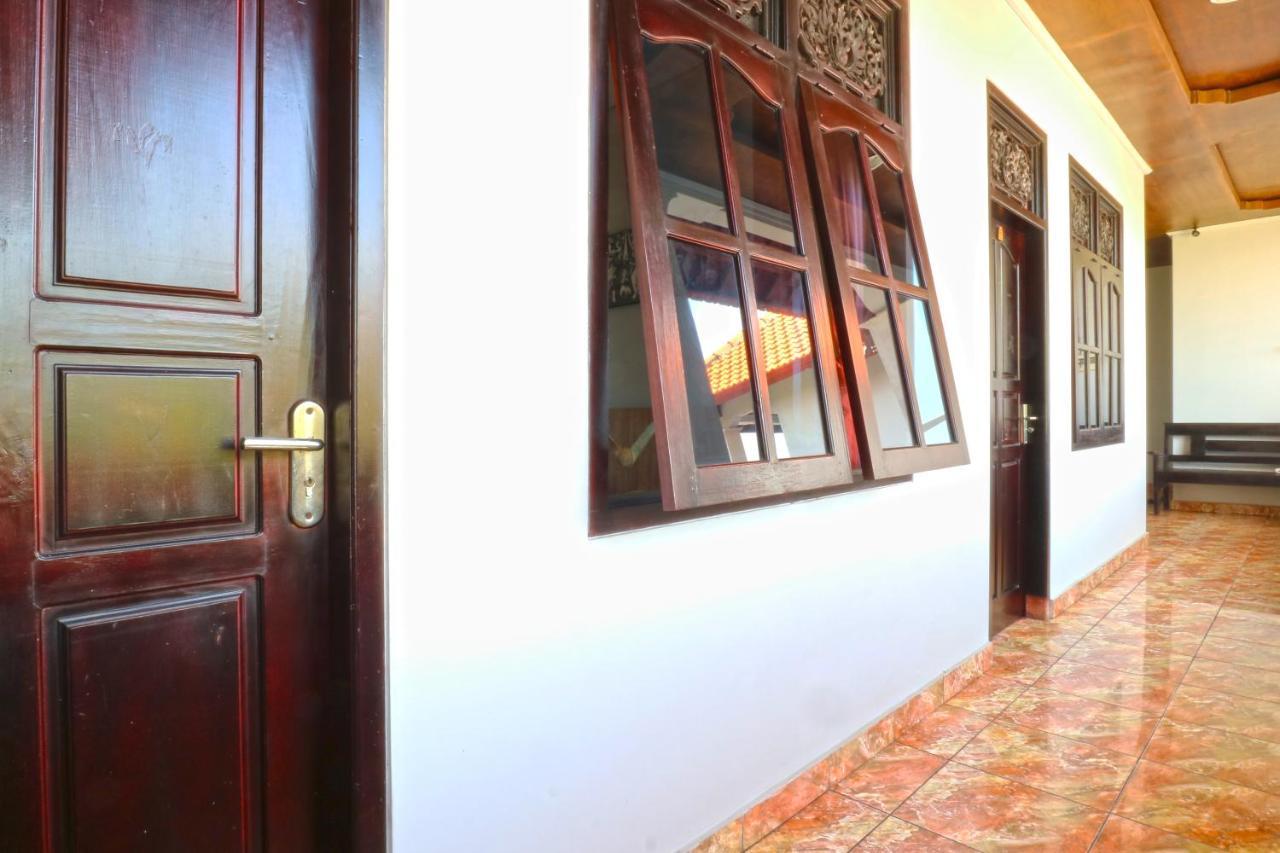 Bangsal Homestay Denpasar Exteriör bild